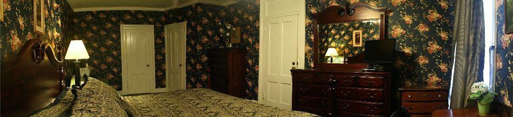 The Yankee Pedlar Inn Torrington Екстериор снимка