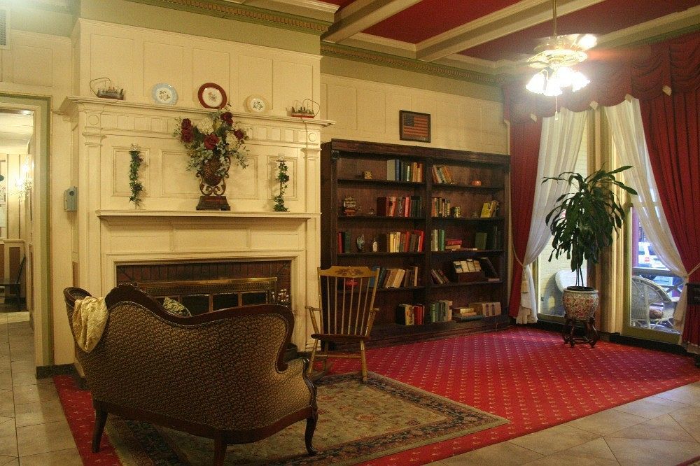 The Yankee Pedlar Inn Torrington Екстериор снимка